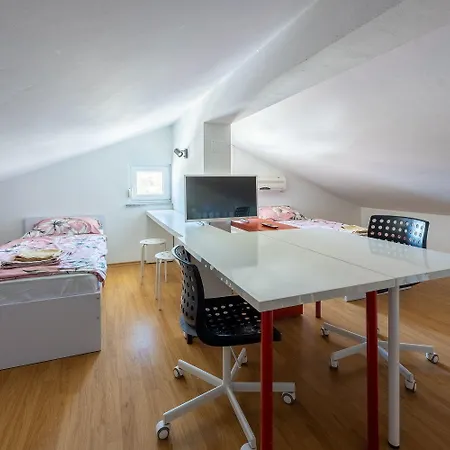 Idyllisches Mit Meerblick - Haustiere Willkommen Apartman