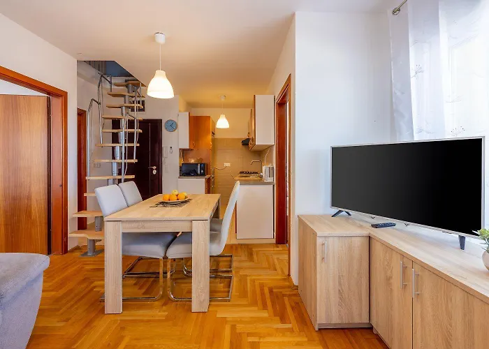 Apartman Idyllisches Mit Meerblick - Haustiere Willkommen Jadranovo