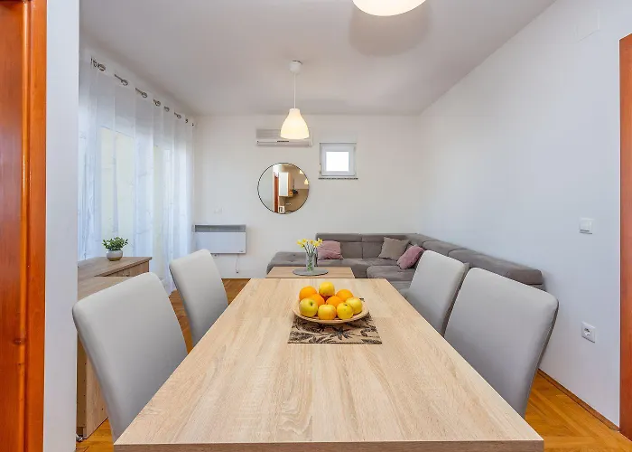 Idyllisches Mit Meerblick - Haustiere Willkommen Apartman Jadranovo