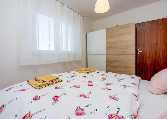 Apartman Idyllisches Mit Meerblick - Haustiere Willkommen Jadranovo